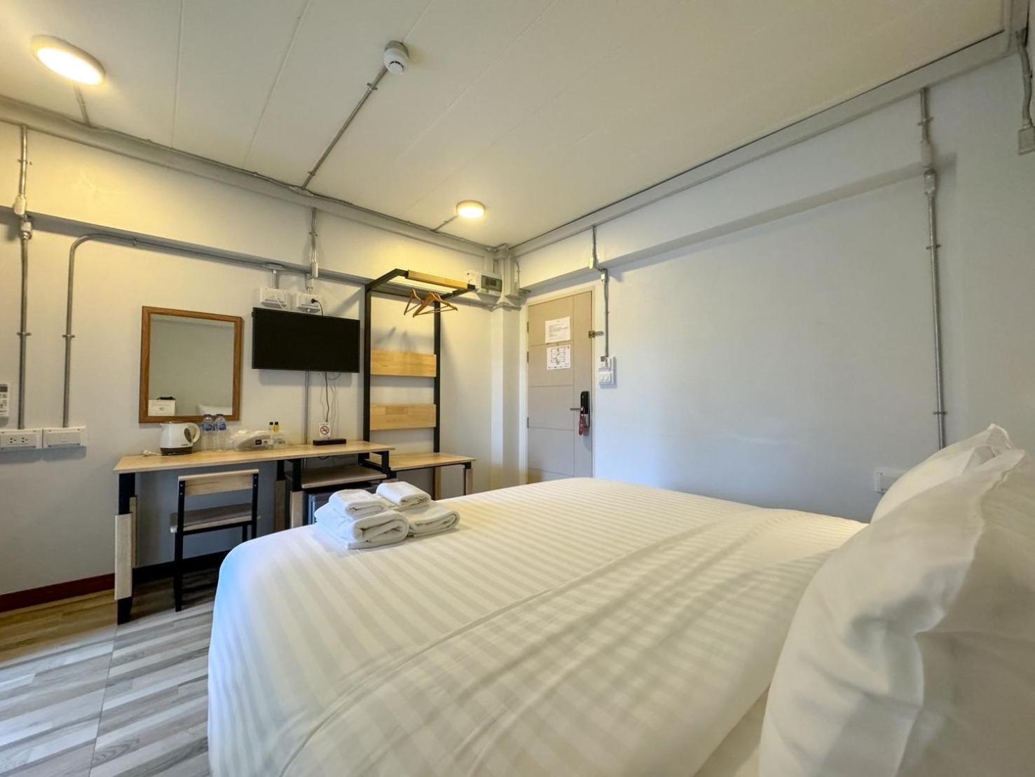 The Ten Hotel Thippanate Чиангмай Экстерьер фото