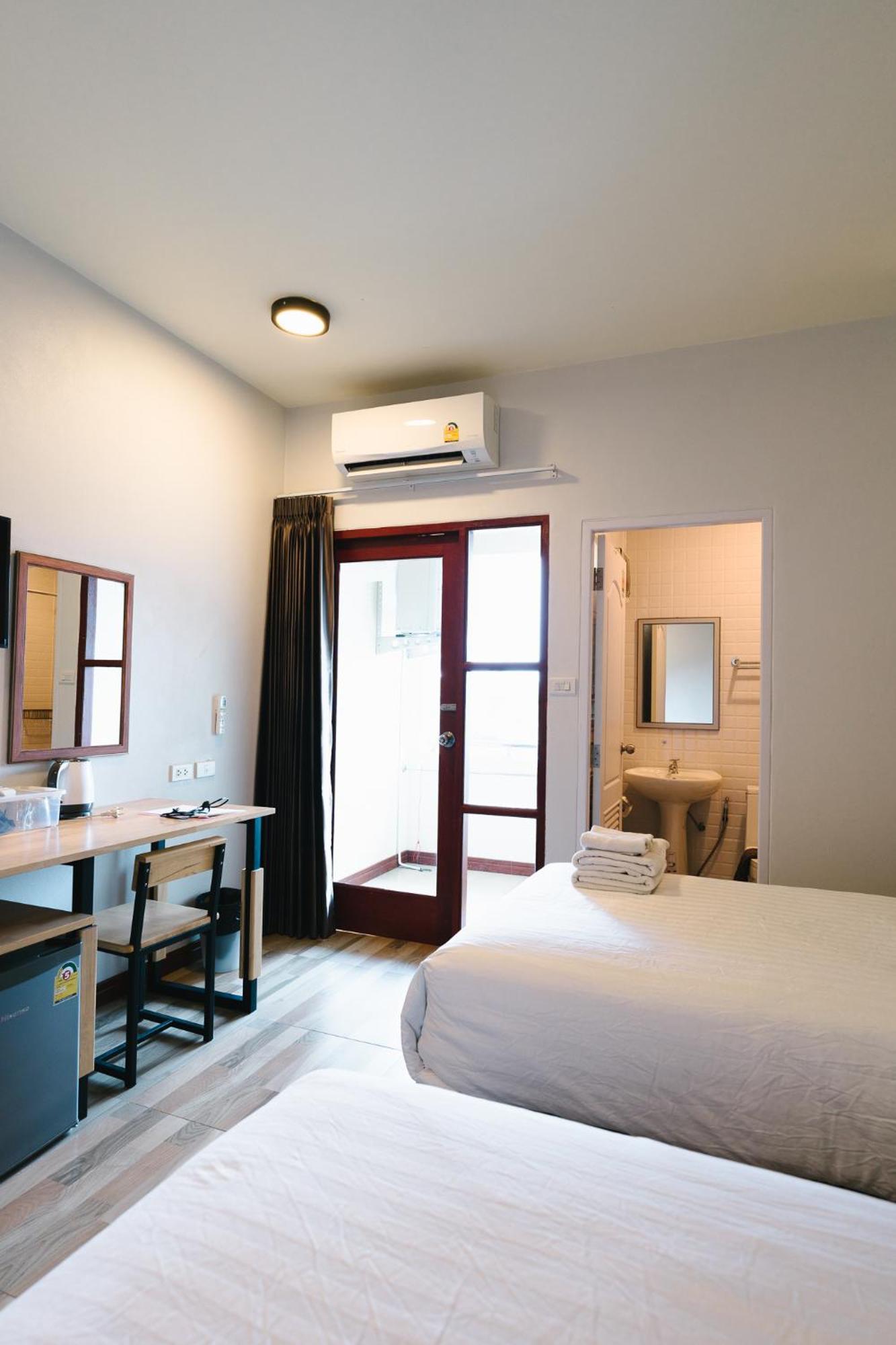 The Ten Hotel Thippanate Чиангмай Экстерьер фото